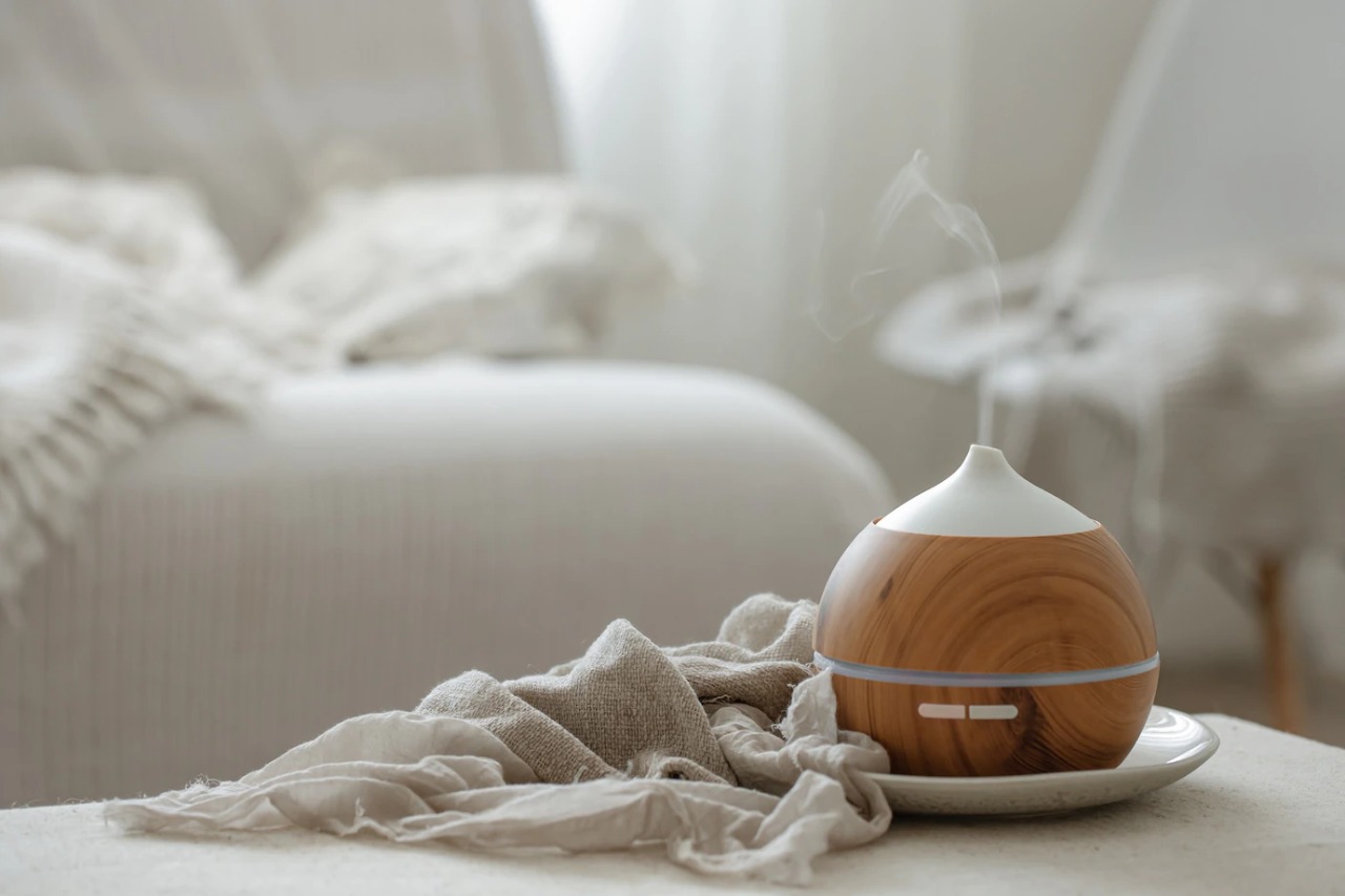 Apakah menggunakan Humidifier berpengaruh untuk menjaga kelembapan udara ? - Medikacare