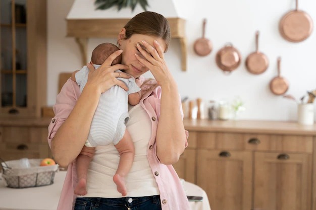 Baby Blues Syndrome apakah selalu dialami oleh ibu setelah Melahirkan ? - Medikacare