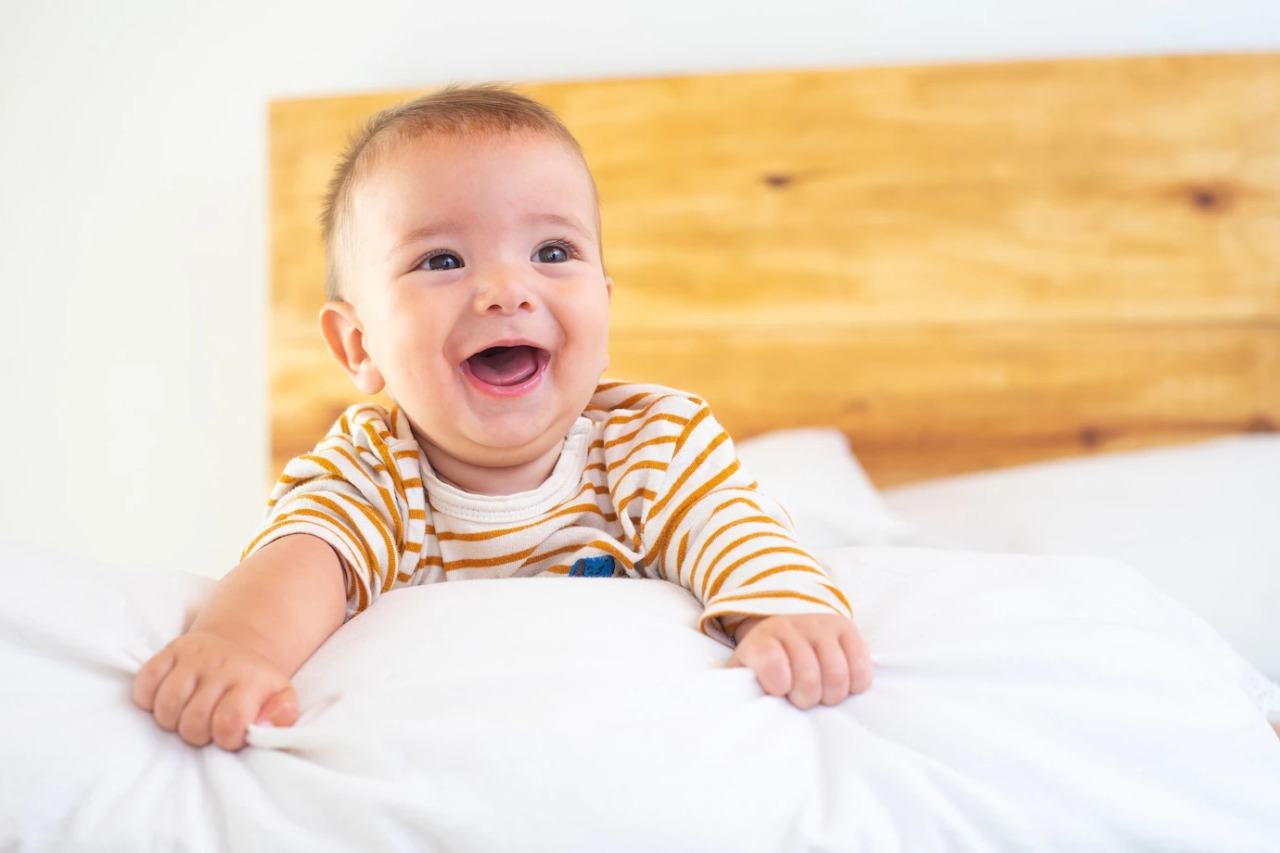 Bayi gemuk memiliki risiko mengalami obesitas ? - Medikacare