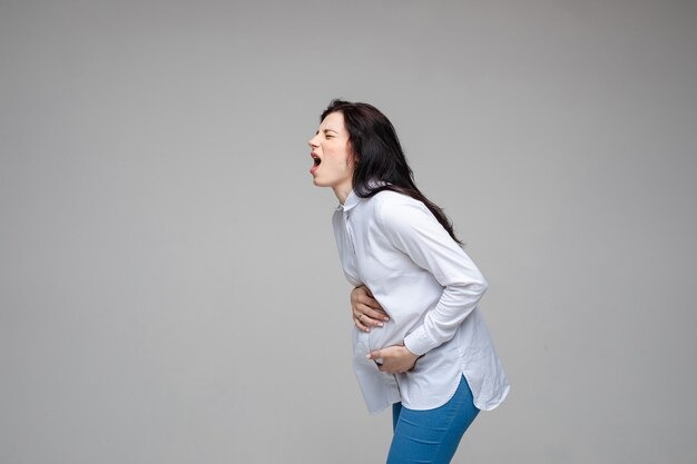 Kenali Berbagai Penyebab Perut Kencang Saat Hamil - Medikacare