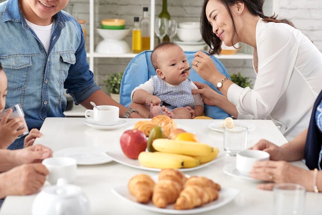 Komposisi MPASI yang baik dan benar untuk bayi - Medikacare