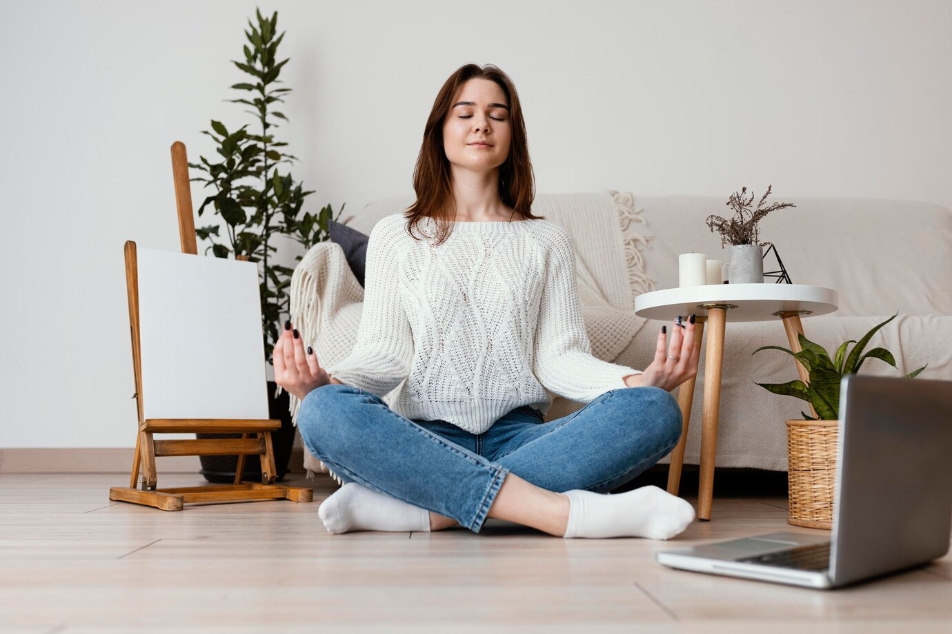 Tips Mengatasi Stress Ketika Hamil dengan cara Meditasi - Medikacare