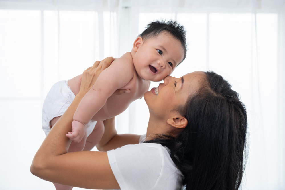 Tips aman membawa bayi keluar rumah - Medikacare