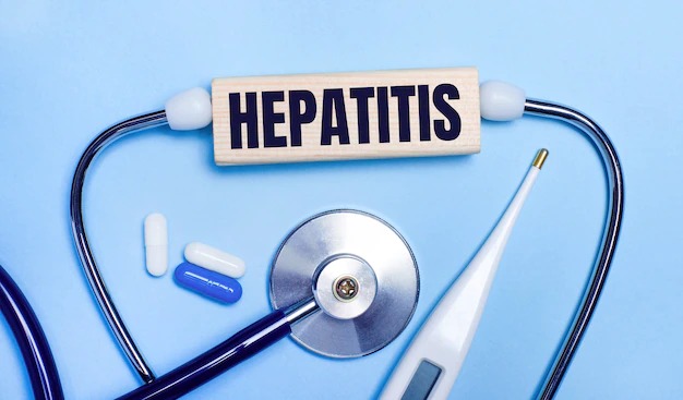 Benarkah jajan sembarangan dapat menyebabkan Hepatitis A ? - Medikacare