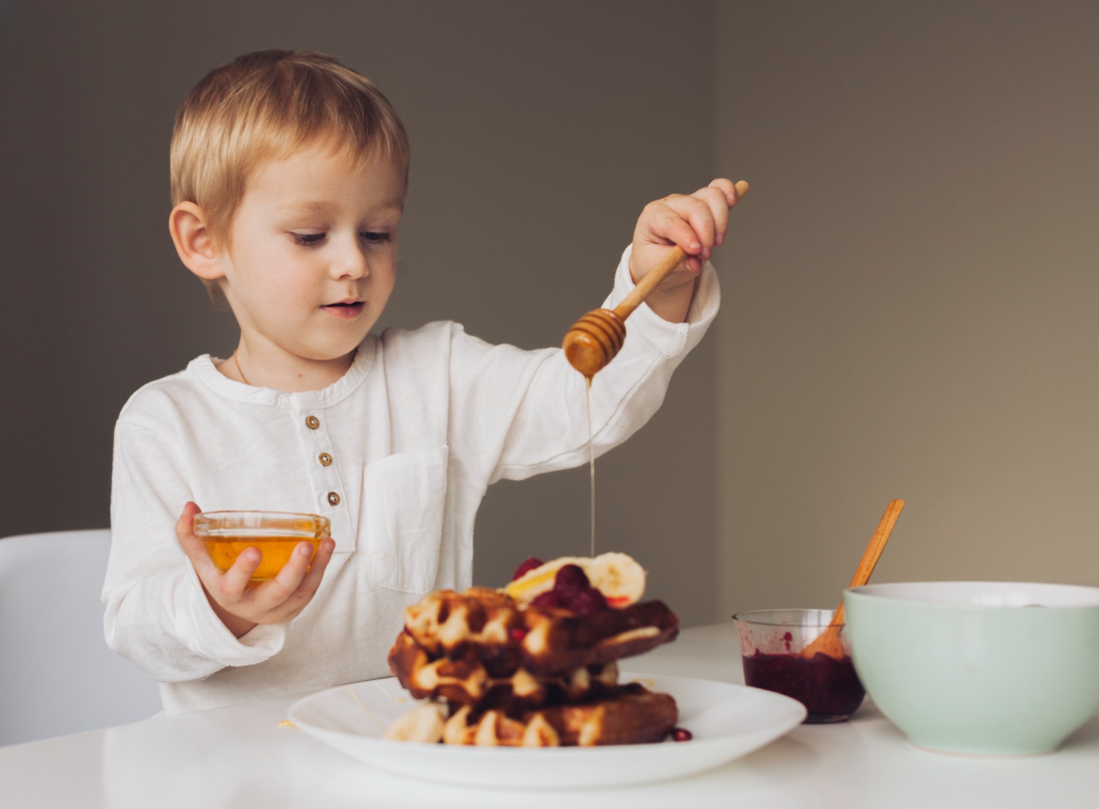 Tips Meningkatkan Nafsu Makan Anak dengan Madu - Medikacare