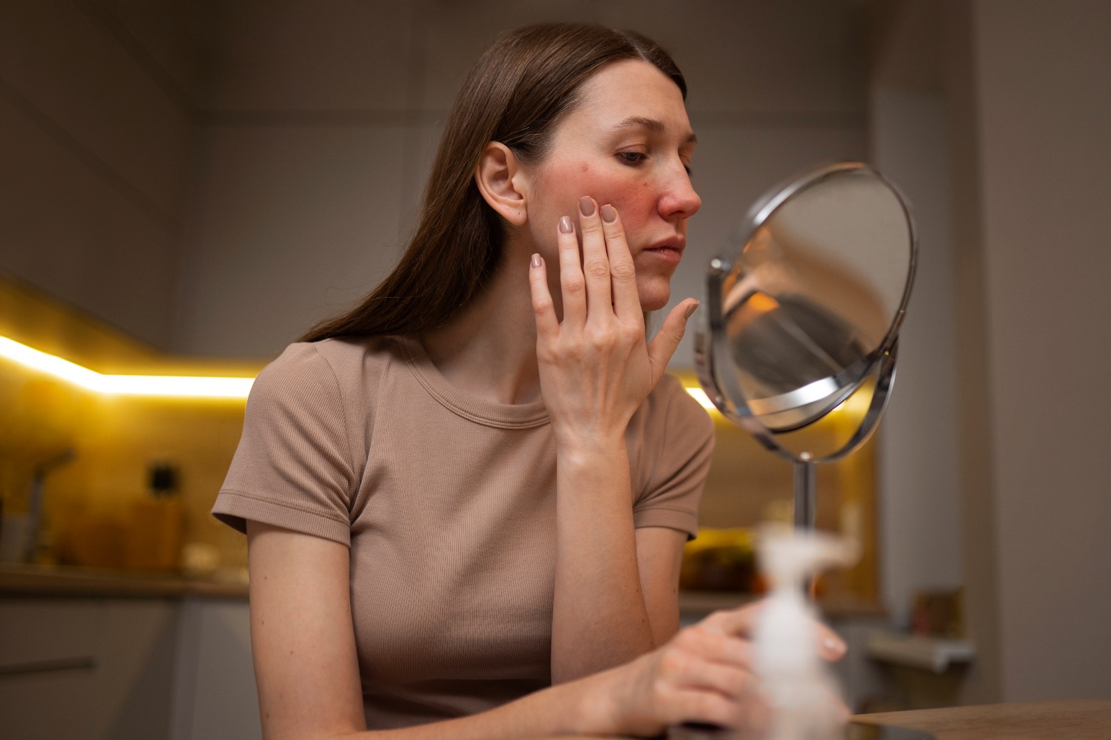 8 Cara Efektif Memperbaiki Skin Barrier yang Rusak - Medikacare