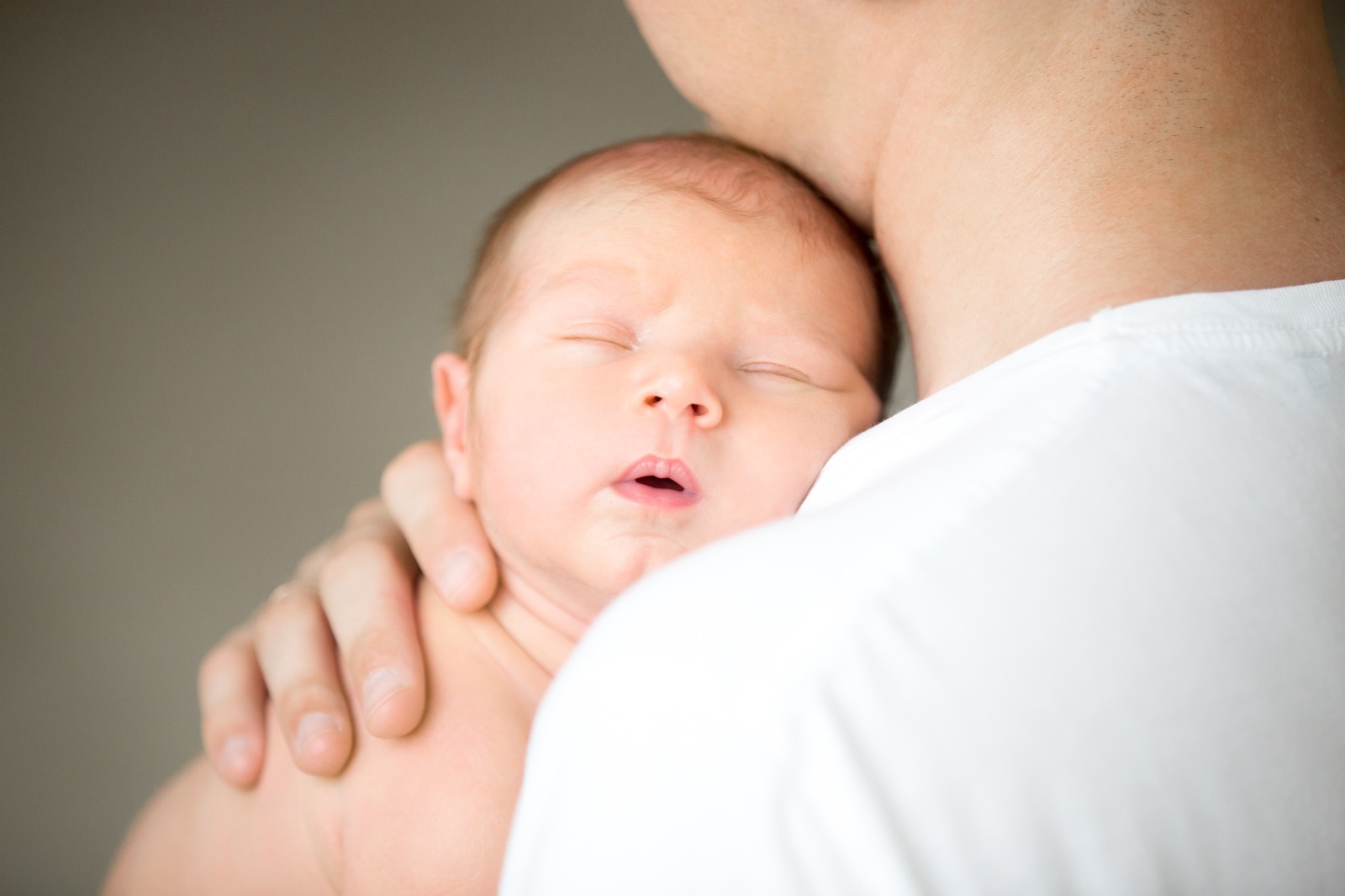 Kenali Penyebab serta Cara Mengatasi Mata Belekan pada Bayi - Medikacare
