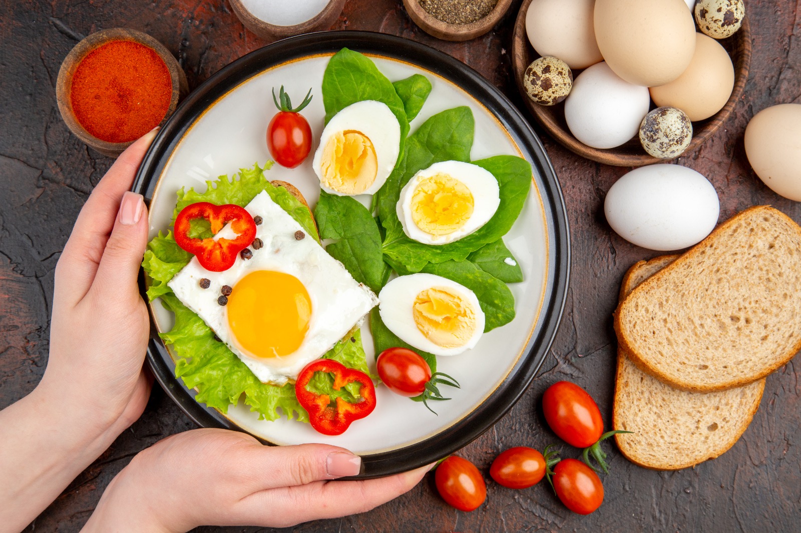 Bolehkah Ibu Hamil Makan Telur Setengah Matang? - Medikacare