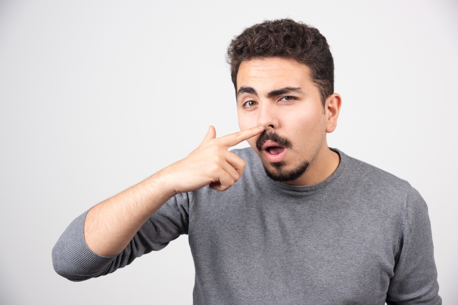 Manfaat cuci Hidung - Medikacare