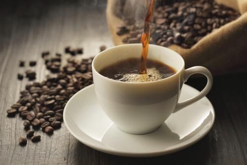 Benarkah Kopi Bisa Picu Tekanan Darah Tinggi? - Medikacare