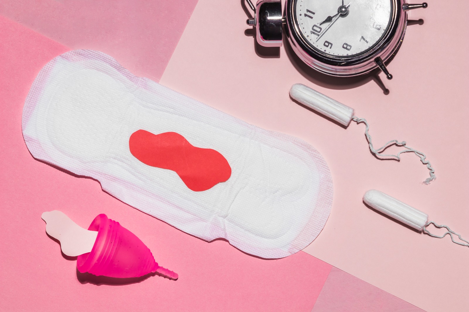 Flek Di Luar Menstruasi Apakah Termasuk Polip Rahim? - Medikacare