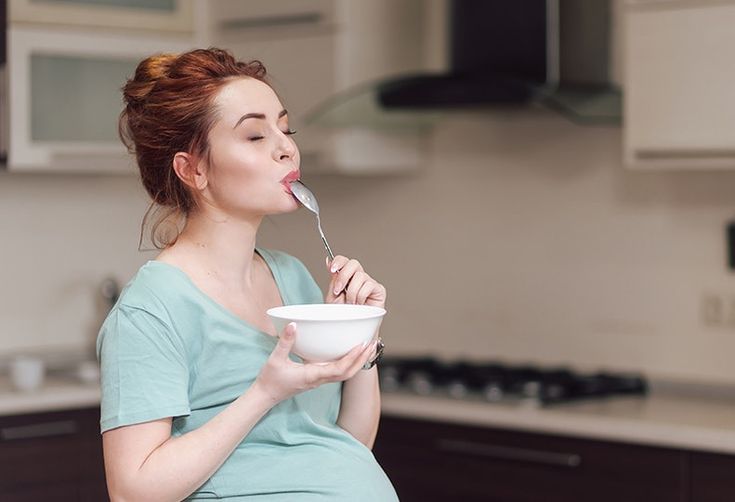 Bolehkah Ibu Hamil Makan Pedas - MedikaCare