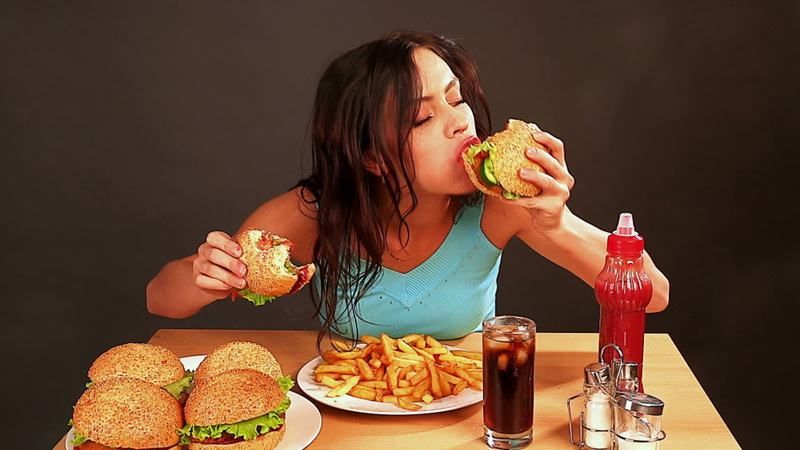 Ini 5 Efek Negatif Sering Makan Junk Food yang Harus Kamu Waspadai