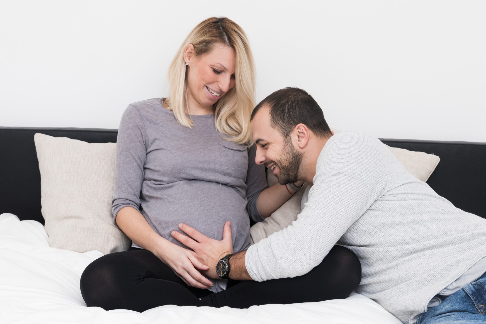 Manfaat Berhubungan Intim saat Hamil di Trimester Ketiga - Medikacare