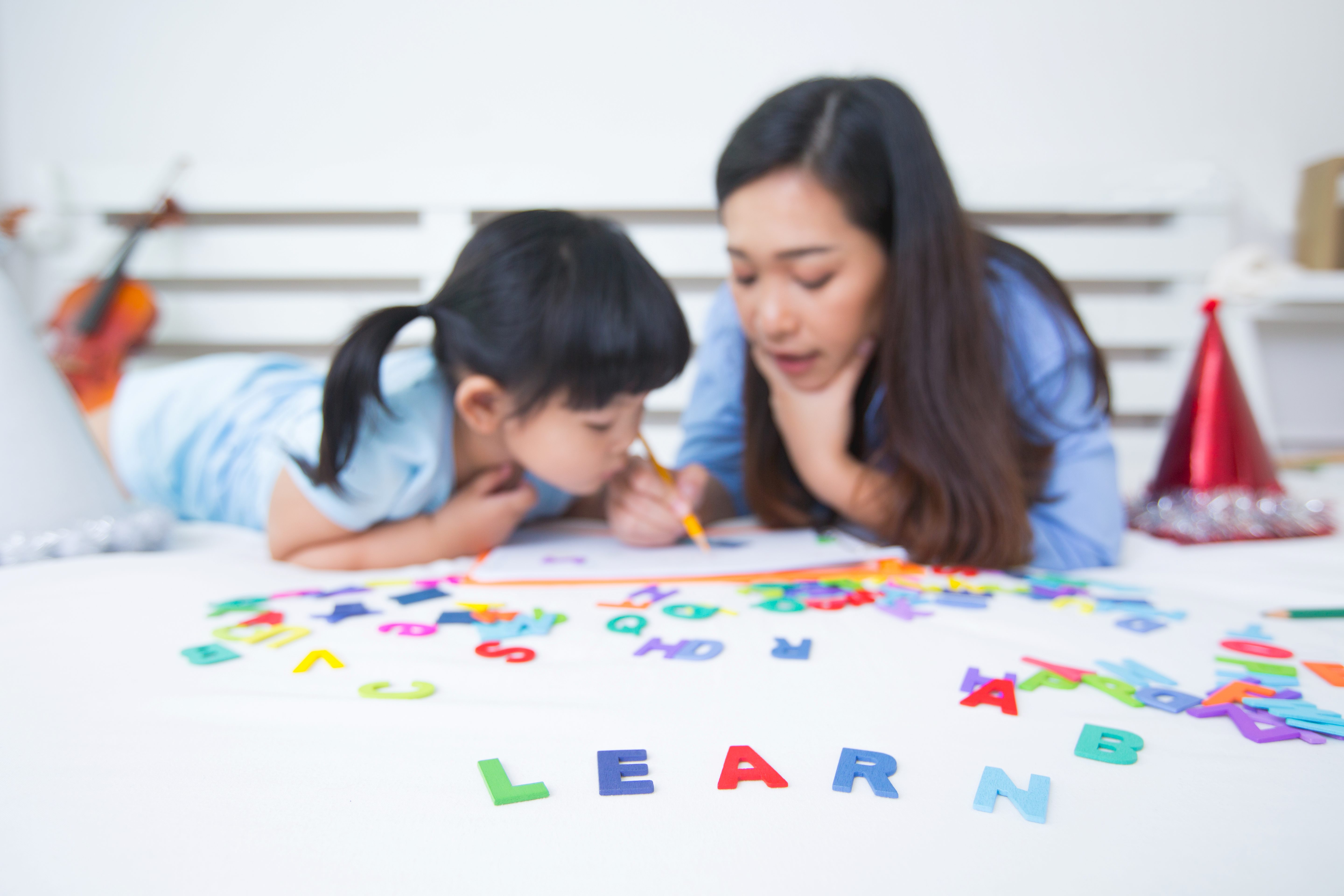 Kapan harus waspada jika anak belum bisa bicara? - Medikacare