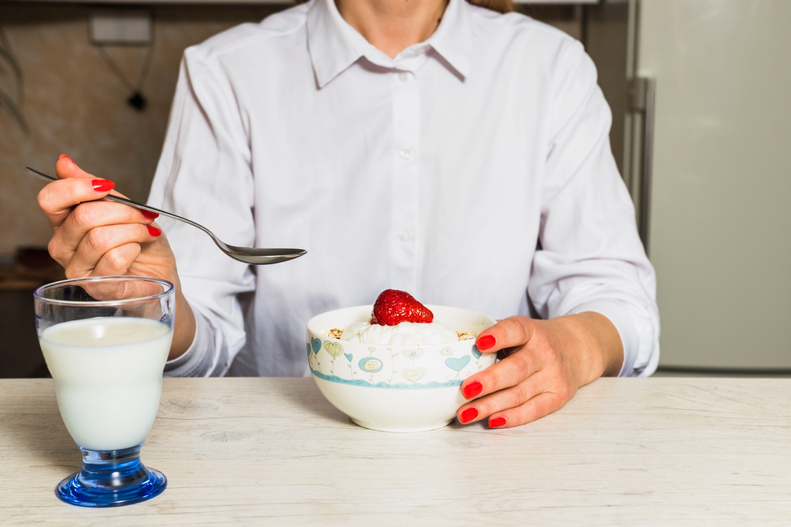 Kenali Manfaat Yoghurt bagi Kesehatan - Medikacare